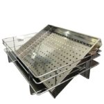 Plain basket with removable tray